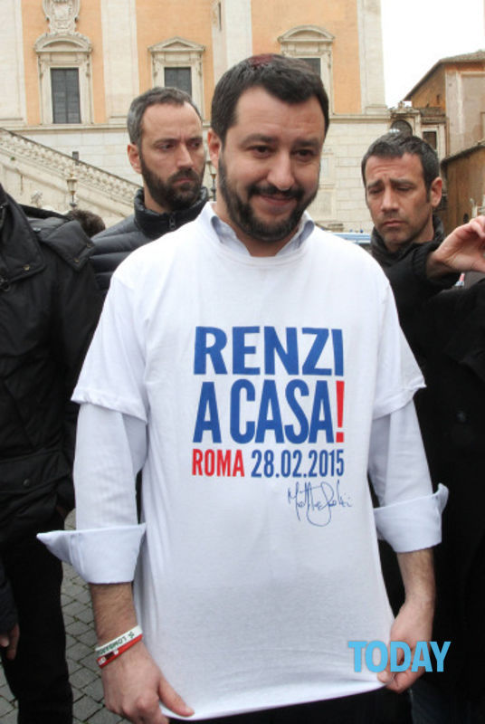 Magliette Salvini 3.jpg